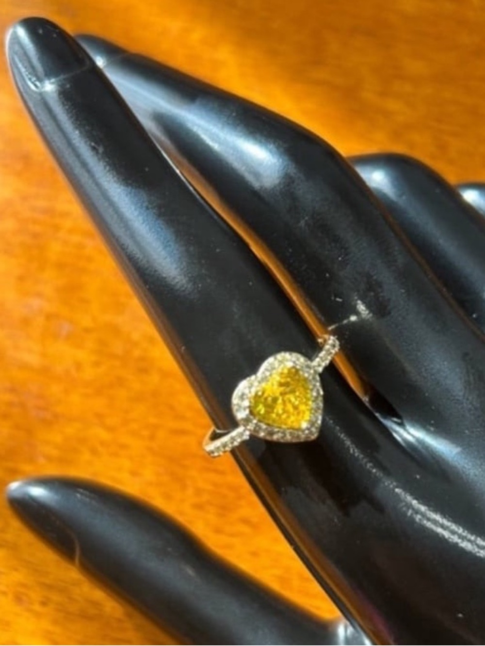 New gold & yellow heart ring, size ~8.25